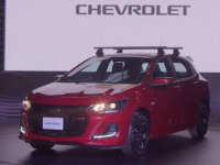  Chevrolet Onix RS:        