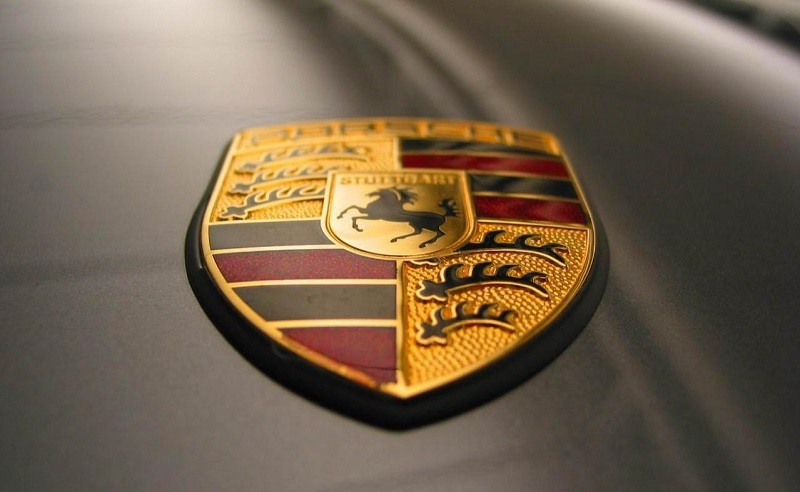 Porsche  718 Cayman  911 -   