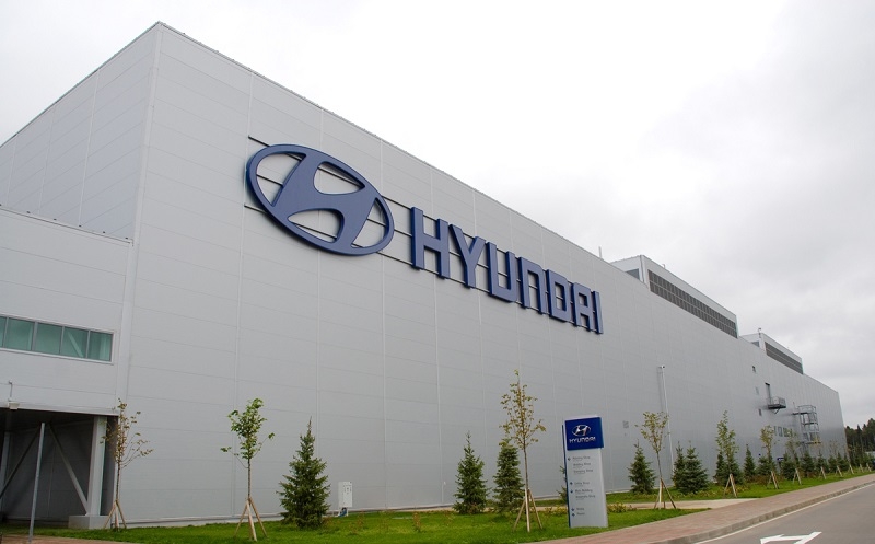  Hyundai  -     